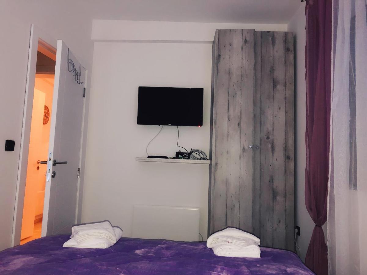 Apartman “Emi” โคเปานิก ภายนอก รูปภาพ